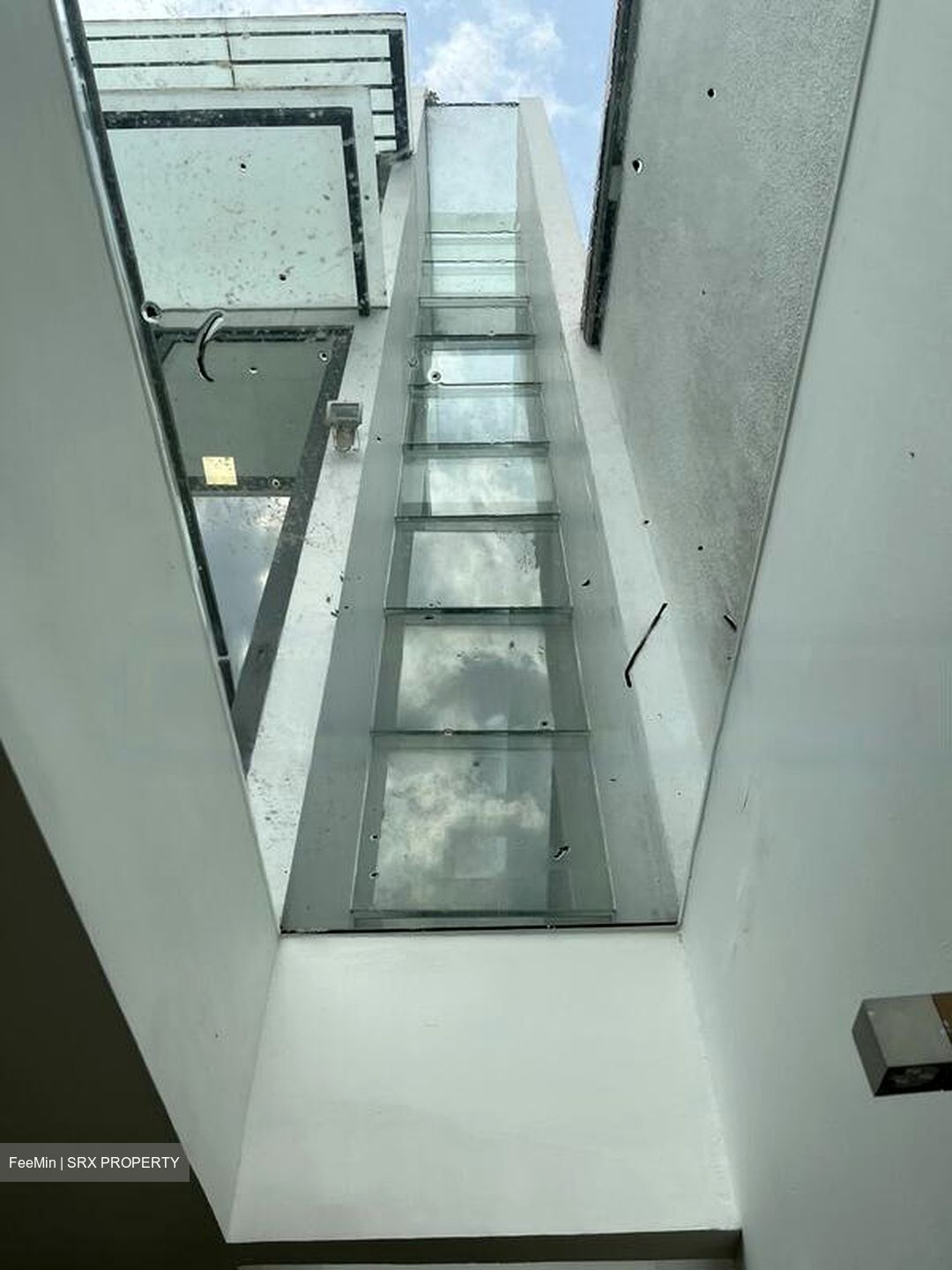 Orchard Road (D9), Terrace #486296011